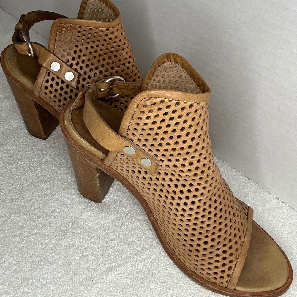 Rag & Bone Wyatt Perforated Walnut Sandal Size 7.5